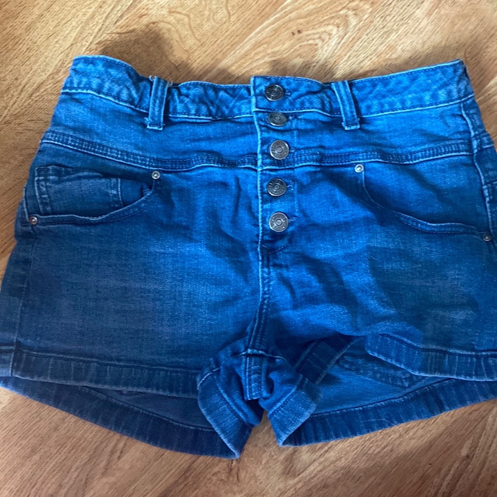 Delia’s denim shorts. Multi button